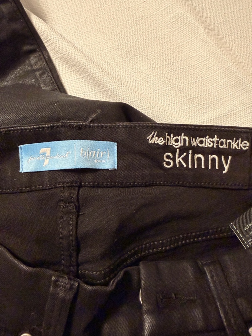 7 For All Mankind Black Skinny  Jeans - Picture 4 of 12